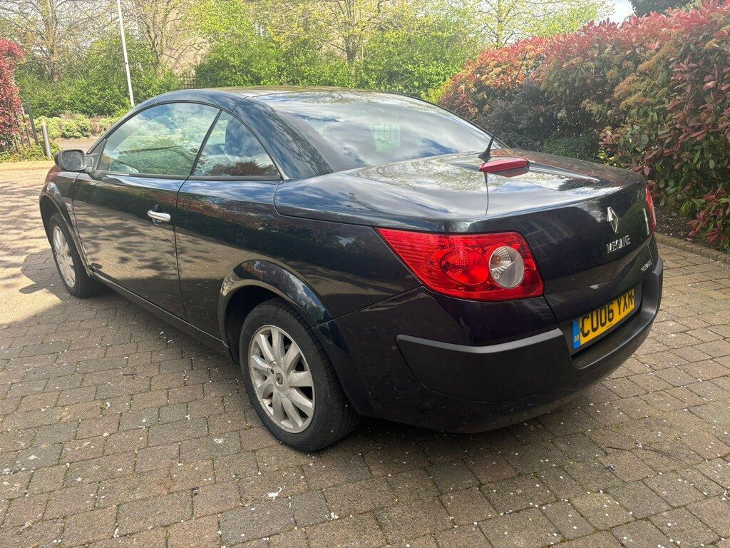 Renault Megane 1.6 Vvt Dynamique Green #2