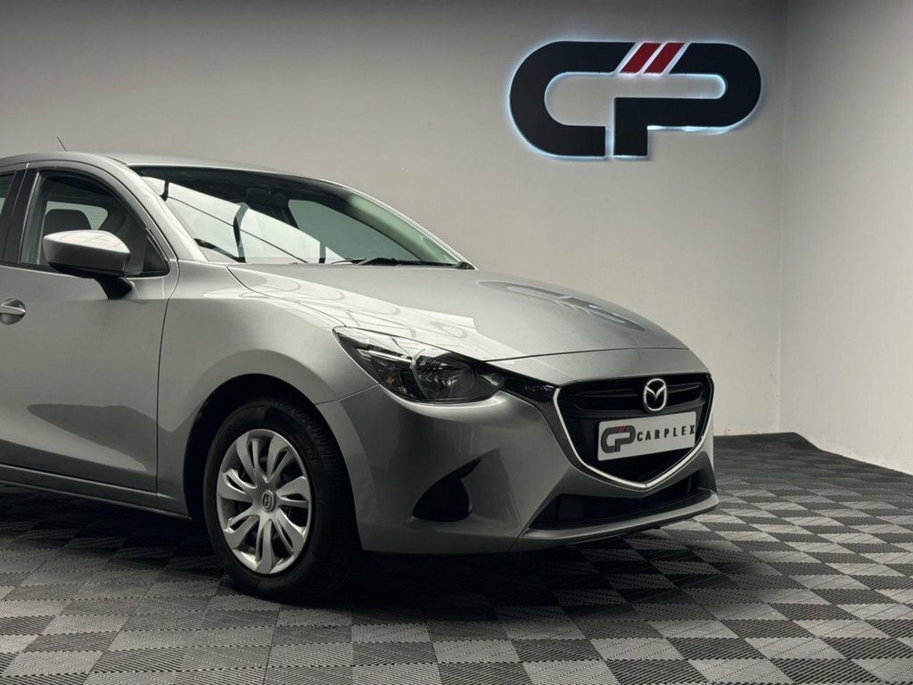 Mazda 2 1.5L Se Silver #5