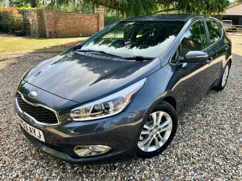 Kia Ceed 1.6 Gdi Ecodynamics Silver #6
