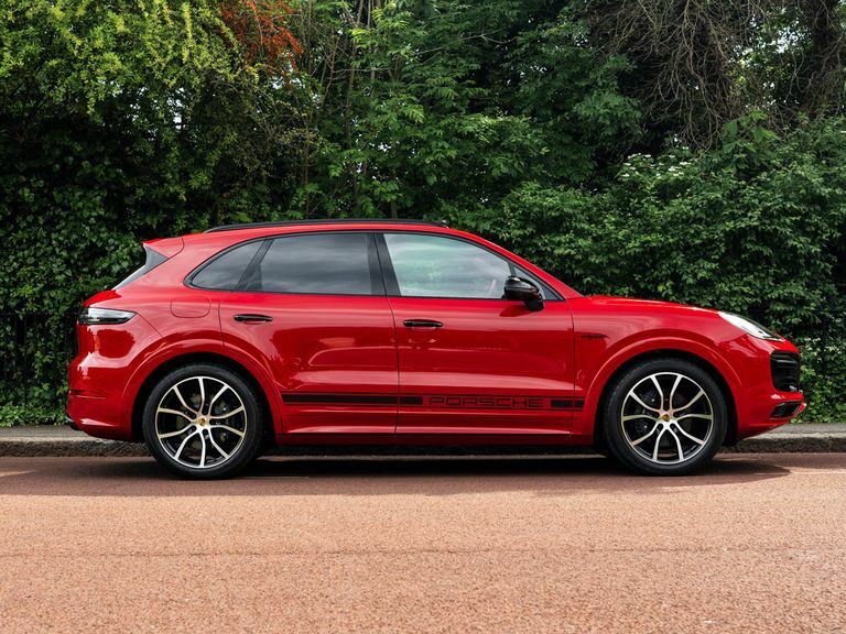 Porsche Cayenne E-hybrid Tiptronic S Red #3