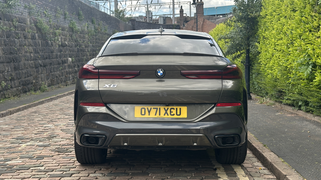 BMW X6 30D M Green #3