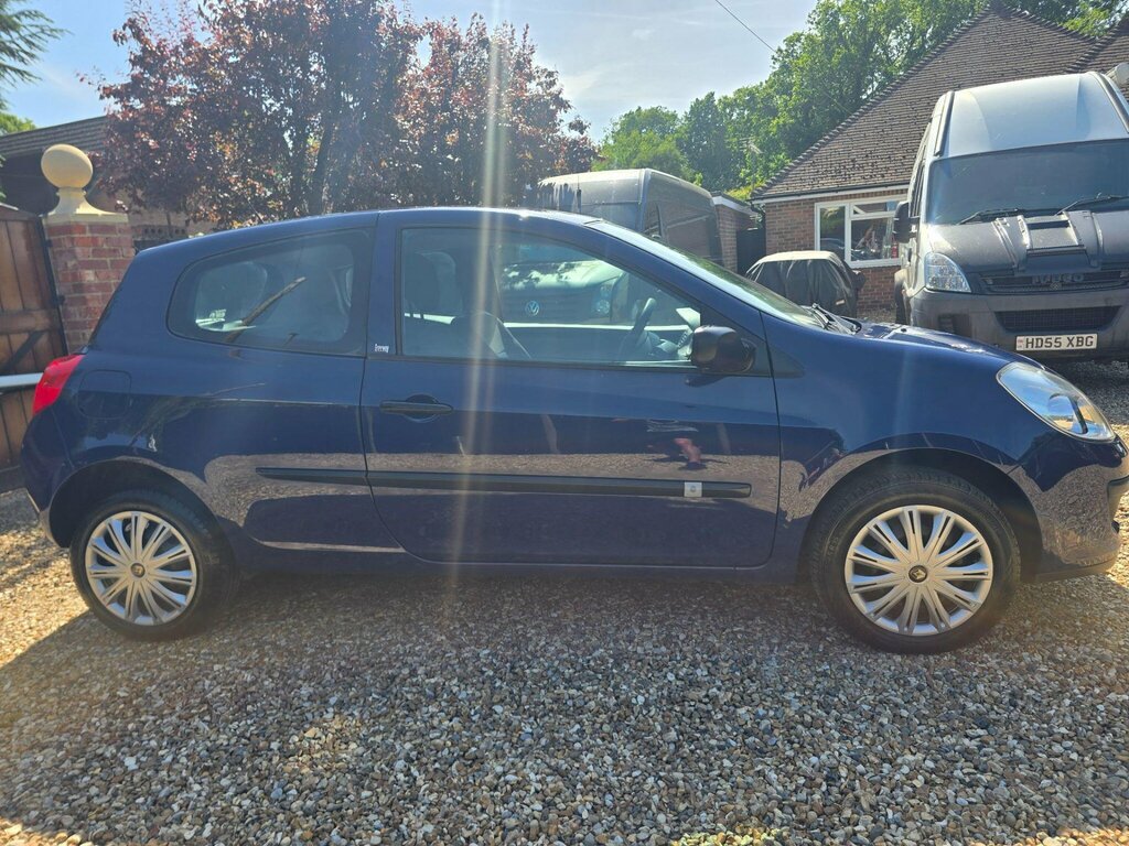 Renault Clio 1.2 16V Freeway Blue #2
