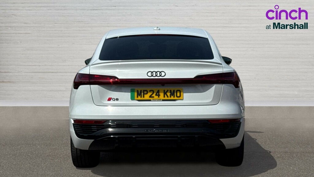 Audi Q8 e tron Q8 250Kw 50 Quattro 95Kwh Black Edition White #4