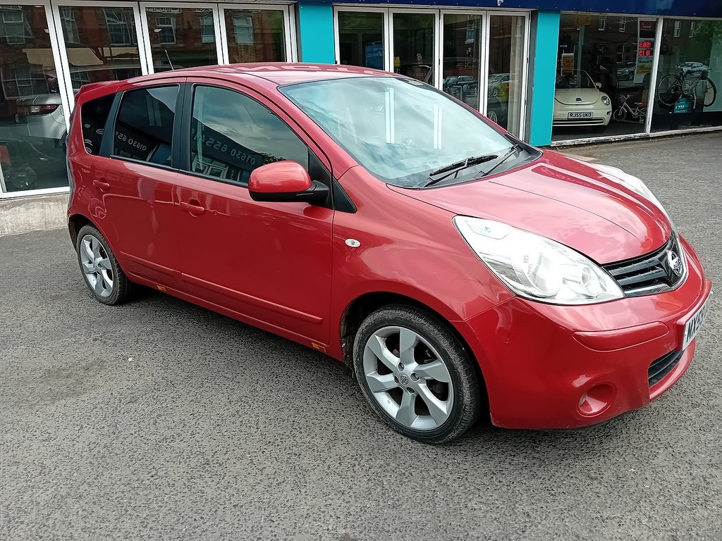 Nissan Note 1.5 Dci Tekna Hatchback Euro 4 Red #2