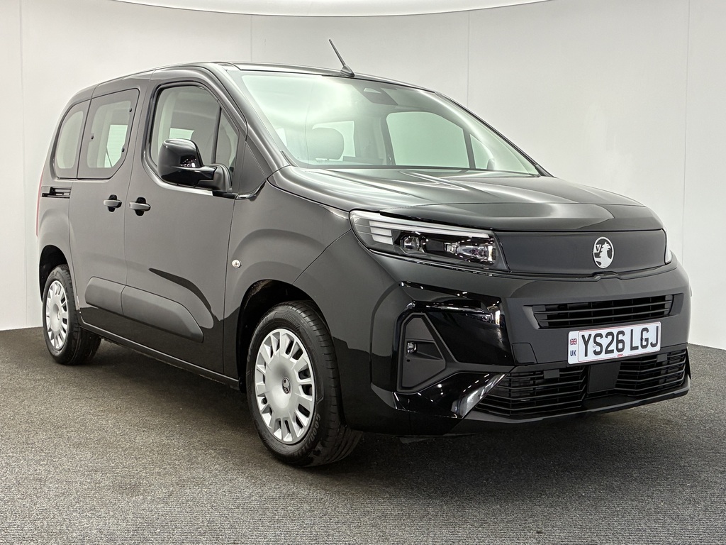 Vauxhall Combo Life 1.5 Turbo D Design Wav Blue #1