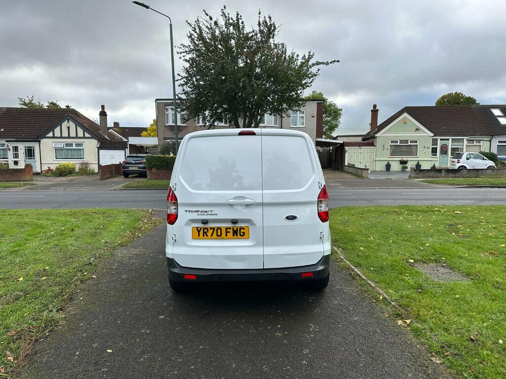 Ford Transit Courier Panel Van 1.0 Ecoboost Limited 202070 White #4