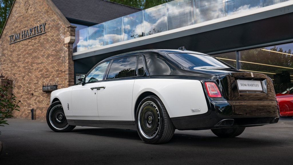 Rolls-Royce Phantom Saloon Black #3