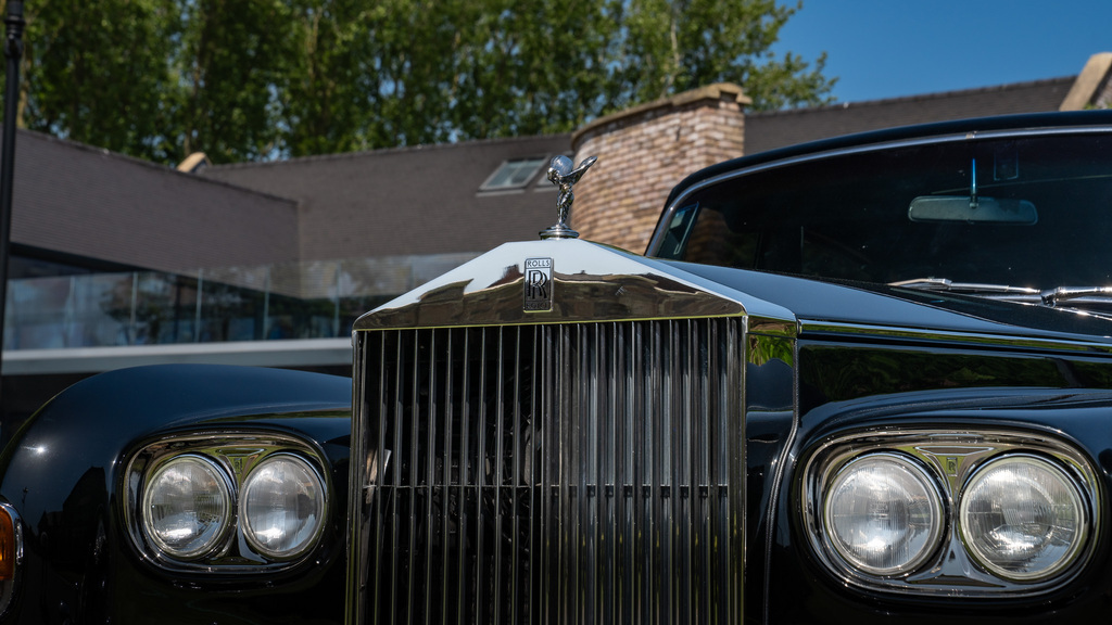Rolls-Royce Phantom Ex-sir Elton John Fully Restored Black #2