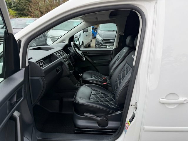 Volkswagen Caddy Tdi C20 Bluemotion Tech White #5