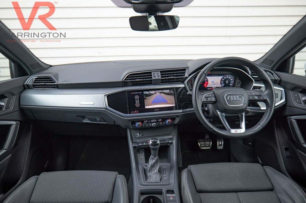 Audi Q3 2L S Line White #2