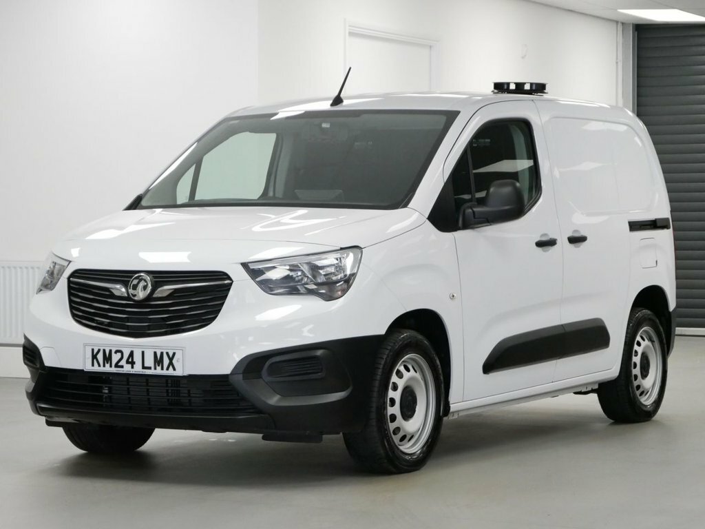 Vauxhall Combo 1.5L Turbo D 2300 Prime Panel Van Manua White