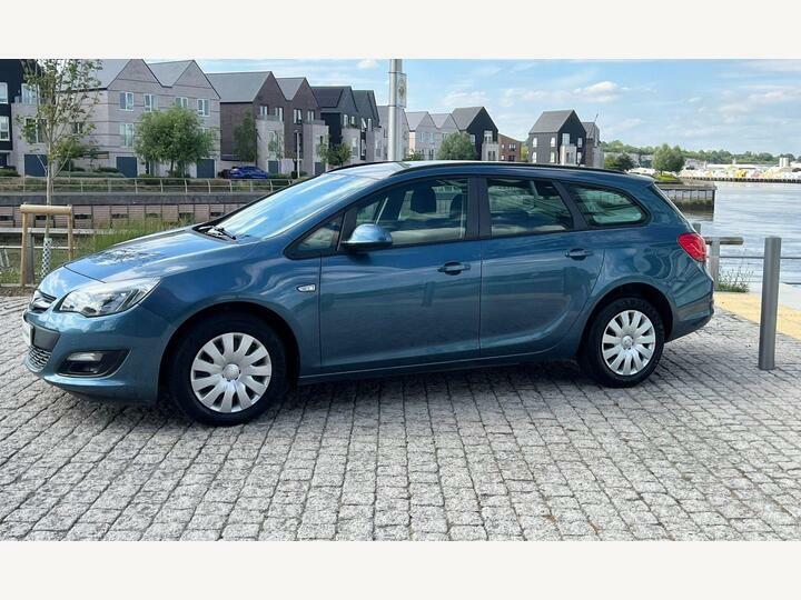 Vauxhall Astra 1.6 16V Sports Tourer Euro 5 Blue #4