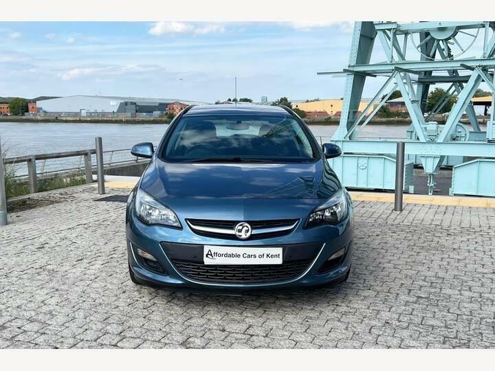 Vauxhall Astra 1.6 16V Sports Tourer Euro 5 Blue #2
