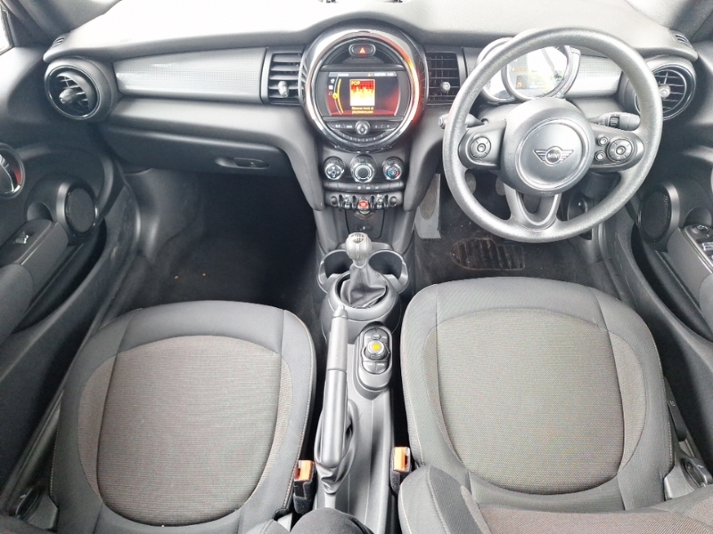 Mini Hatch 1.5 Cooper Classic II White #3