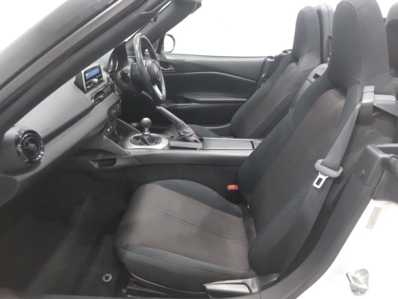 Mazda MX-5 1.5 Se White #5