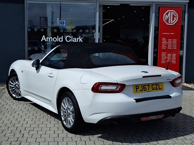 Fiat 124 Spider 1.4 Multiair Classica White #2
