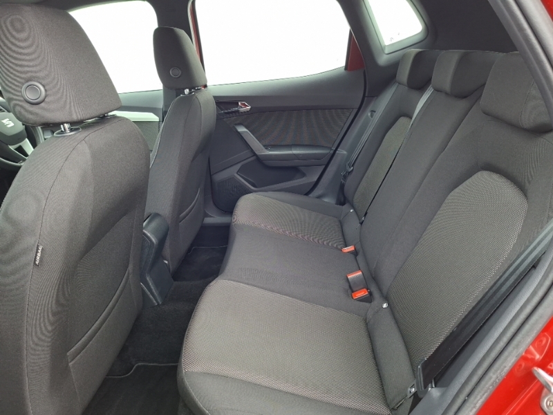 Seat Arona 1.0 Tsi 115 Xcellence Ez KM68ZGG Red #6