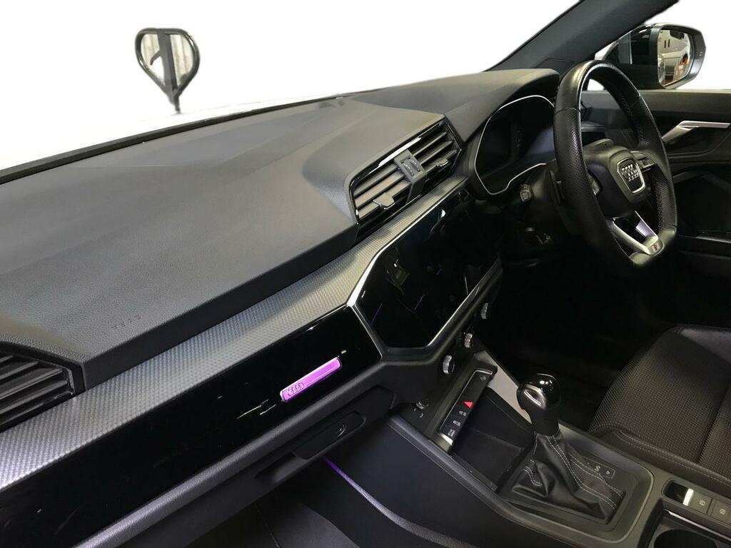 Audi Q3 35 Tfsi Black Edition S Tronic White #5