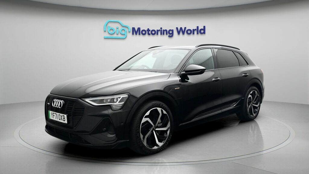 Audi E-tron Black Edition Black #3