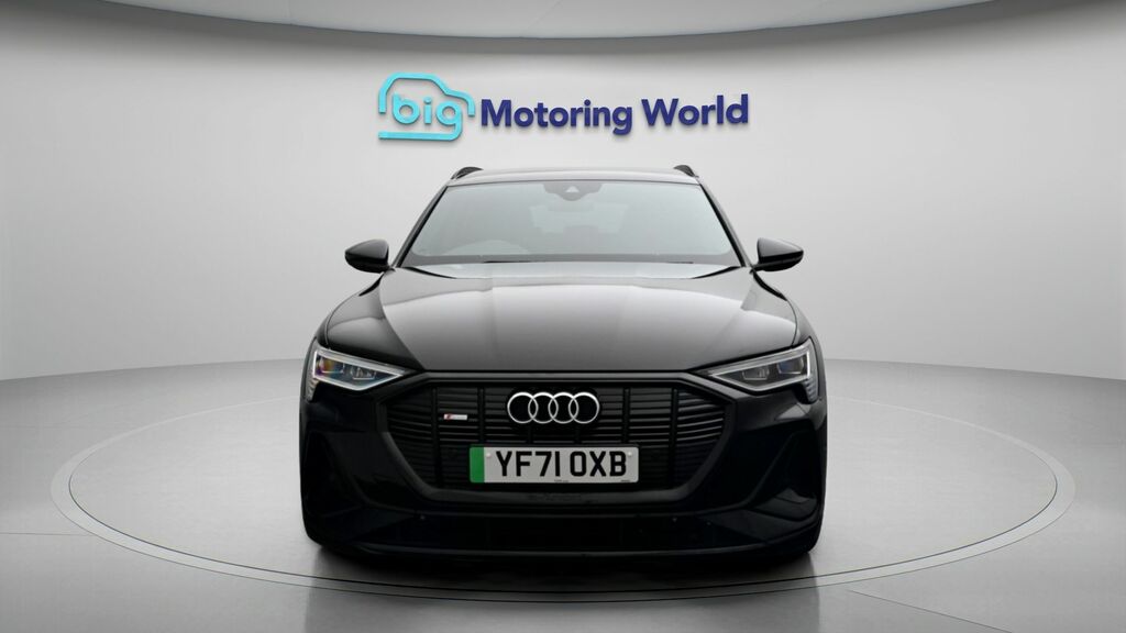 Audi E-tron Black Edition Black #2