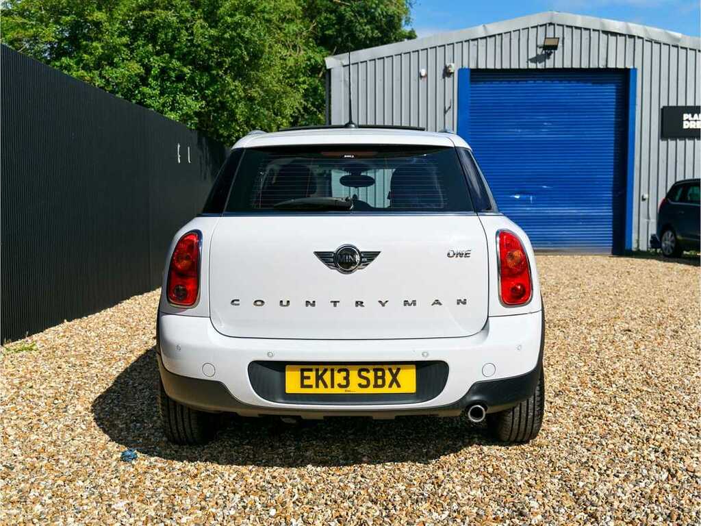 Mini Countryman One Auto White #5