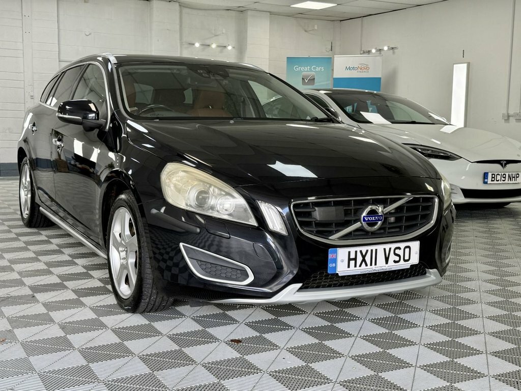 Volvo V60 2011 1.6L 148 Bhp Black #3