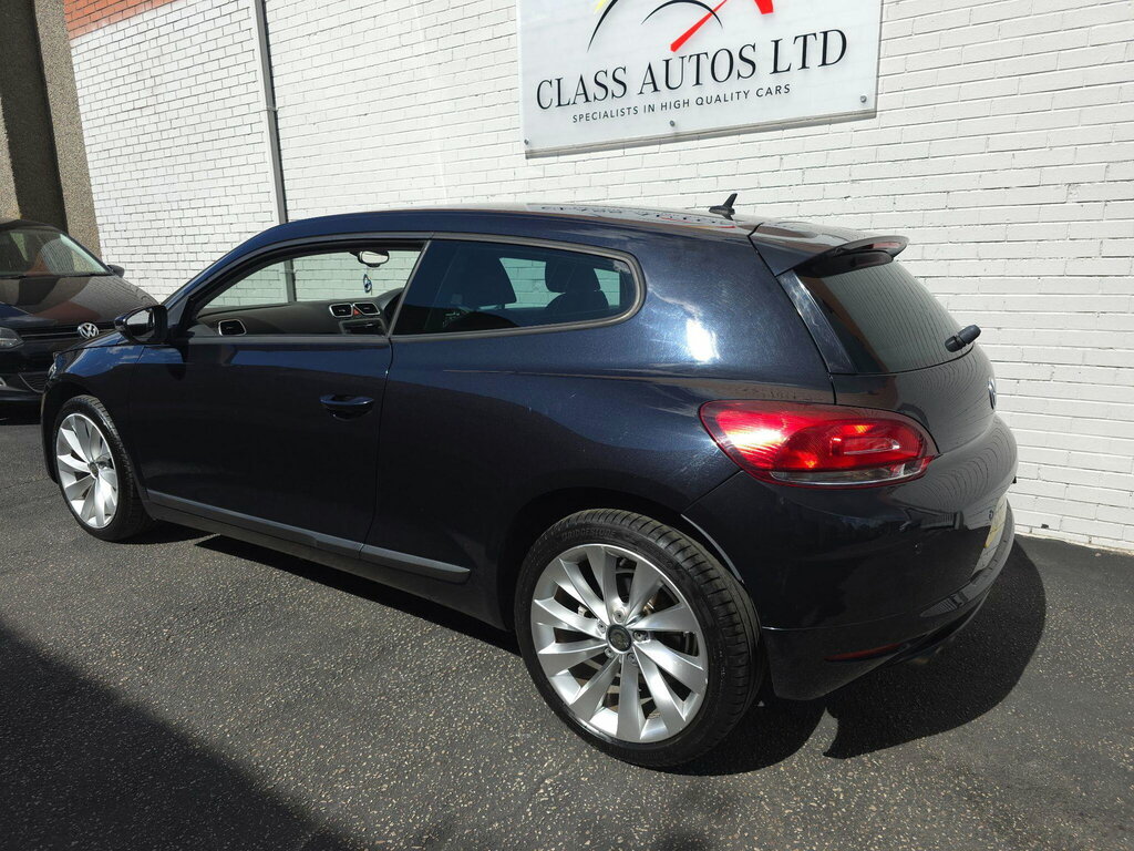 Volkswagen Scirocco 2.0 Tdi Bluemotion Tech Gt Euro 5 Ss Black #4