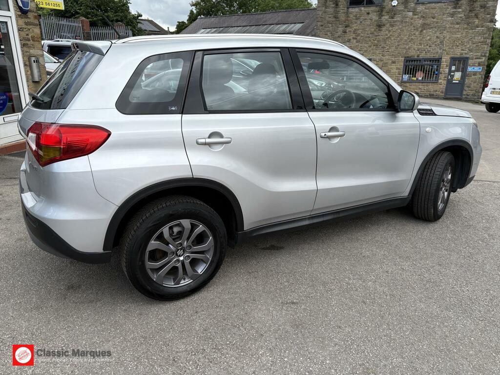 Suzuki Vitara 1.6 Sz4 Suv Euro 6 Ss 120 Ps Silver #3