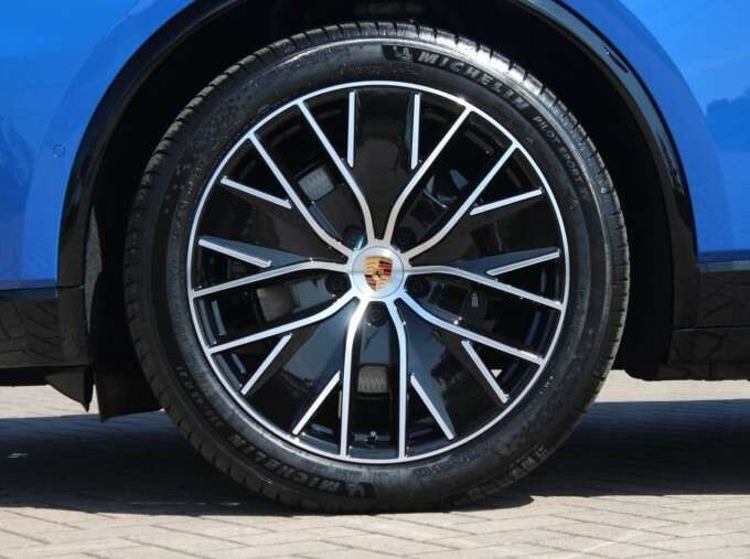 Porsche Macan 100Kwh 4S Blue #6
