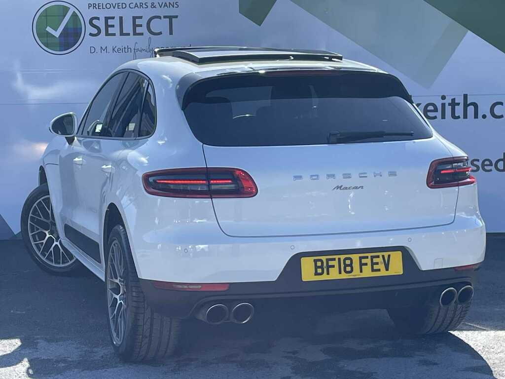 Porsche Macan 252 Pdk White #3