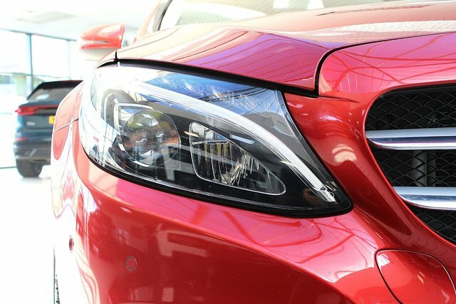 Mercedes-Benz C Class C200 Sport Saloon Red #6