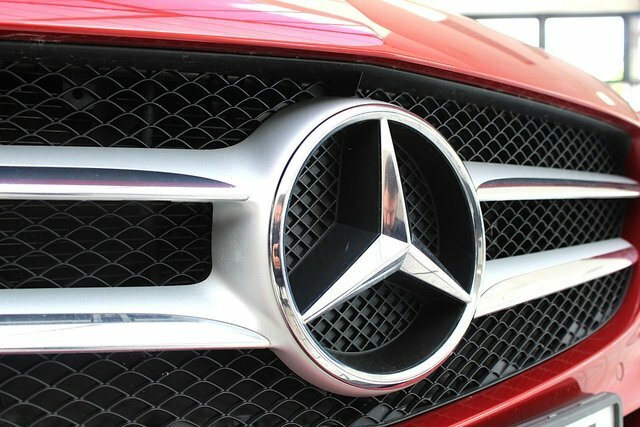 Mercedes-Benz C Class C200 Sport Saloon Red #5