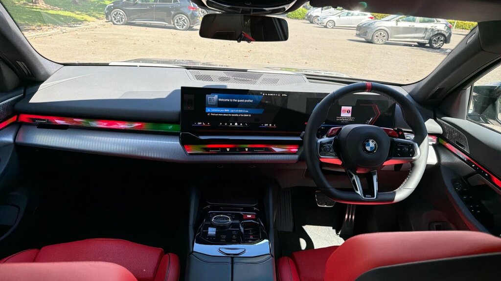 BMW M5 4.4 22.1Kwh Touring Plug-in Hybrid Step Grey #4