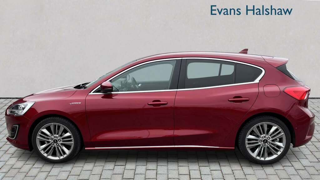 Ford Focus 1.0 Ecoboost 125 2019 Red #2
