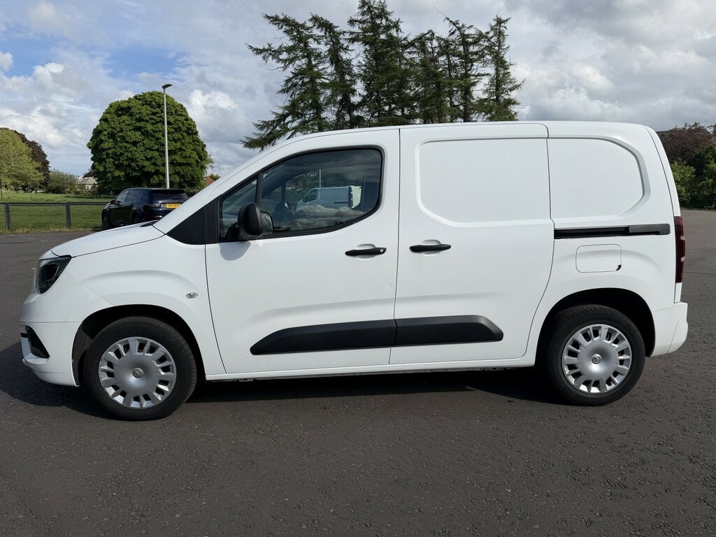 Vauxhall Combo Panel Van 1.6 Turbo D 2300 Sportive 202020 White #6