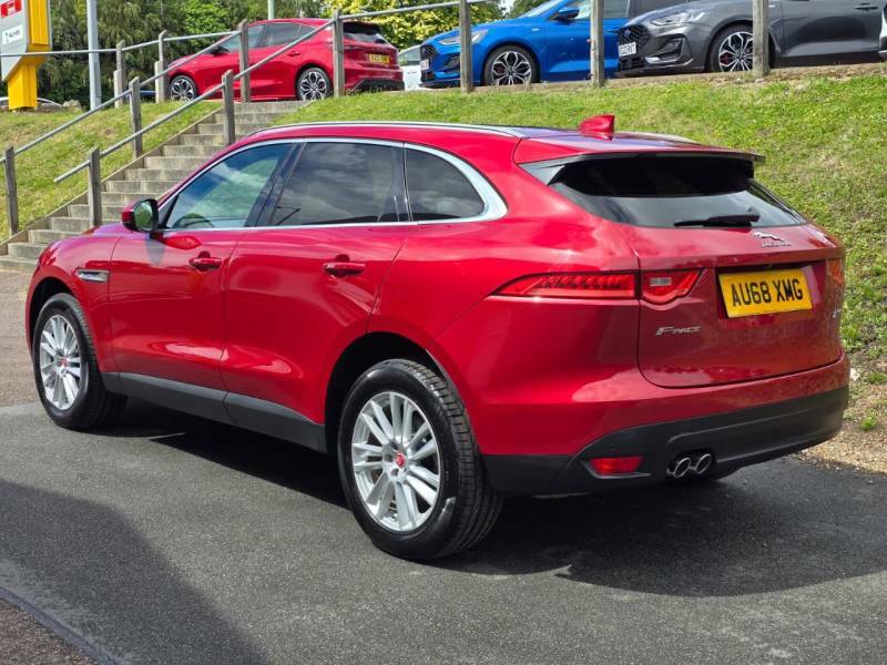 Jaguar F-Pace 2.0D Portfolio Awd - 2018 68 Red #5