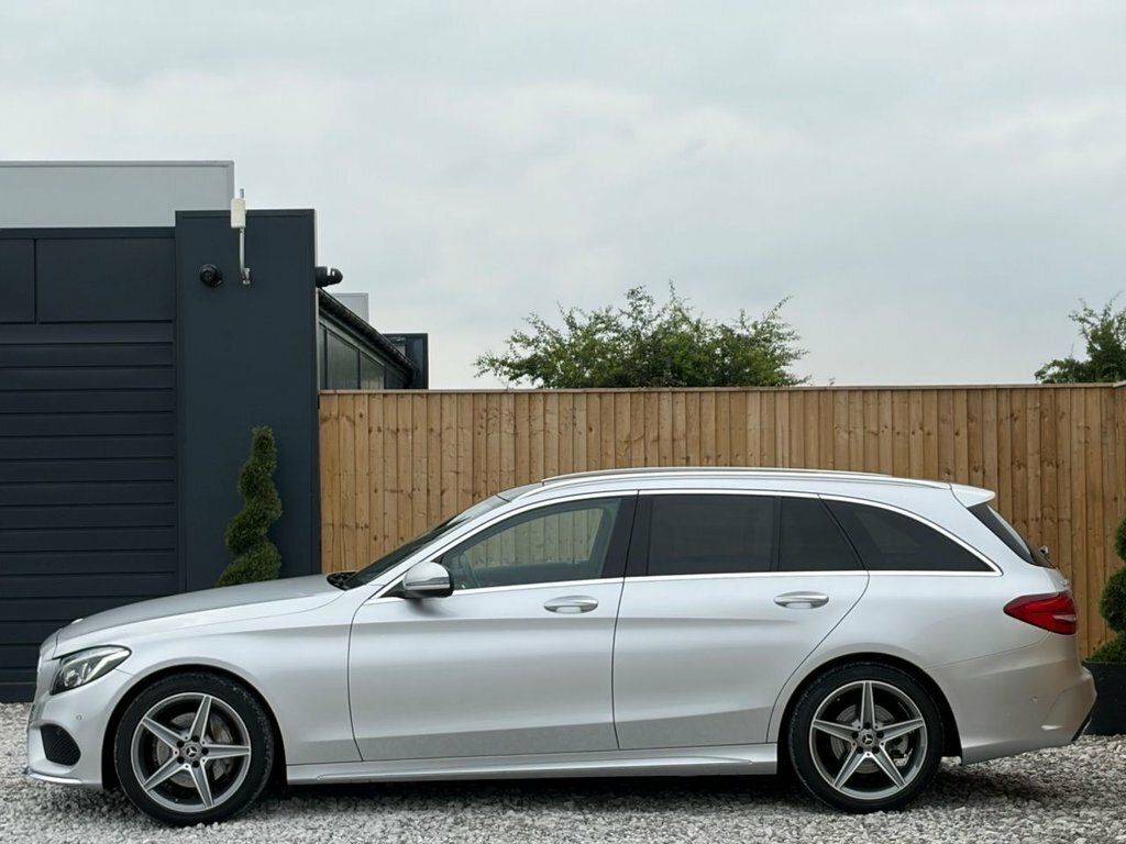 Mercedes-Benz C Class 2L Amg Line Silver #4