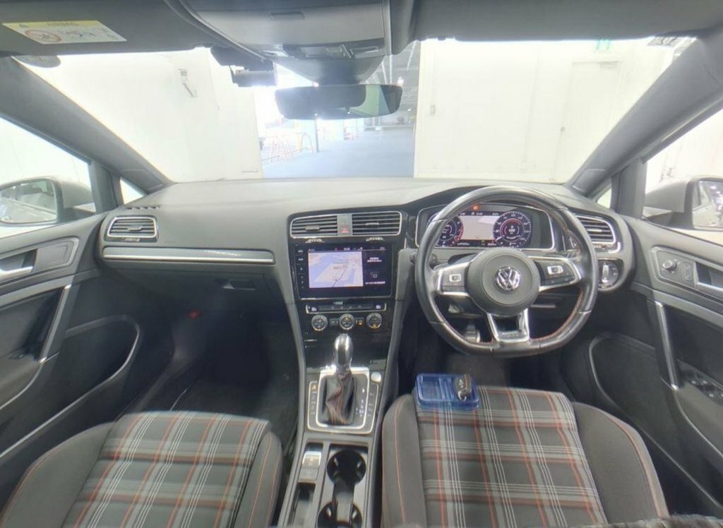 Volkswagen Golf 2L Gti Silver #5