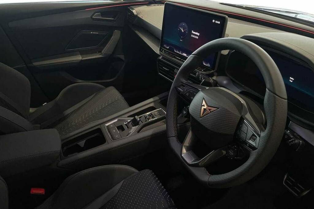 Cupra Leon 2.0 Tsi 300 Vz3 Dsg Grey #6