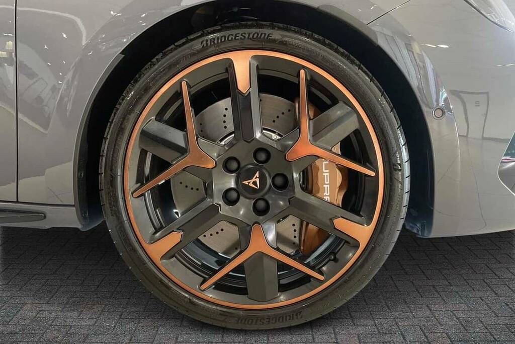 Cupra Leon 2.0 Tsi 300 Vz3 Dsg Grey #5