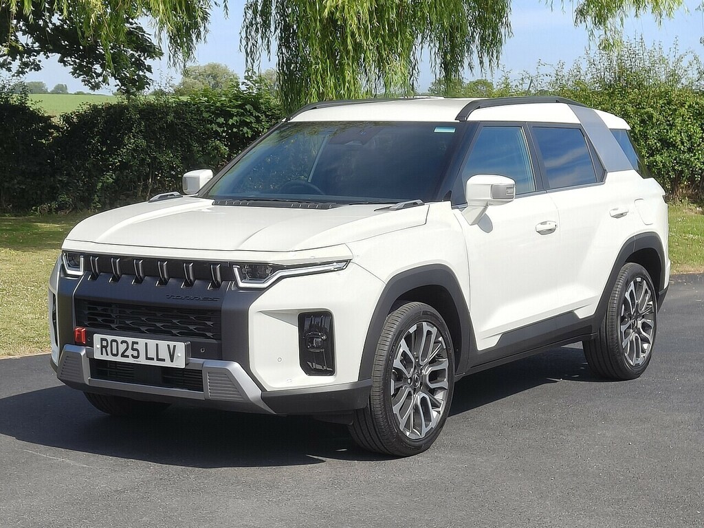 SsangYong Torres K40 White #3