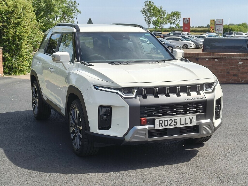 SsangYong Torres K40 White #5