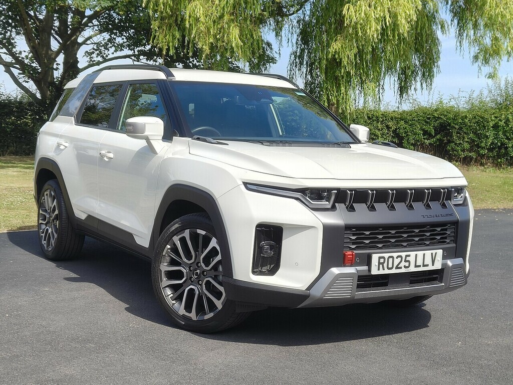 SsangYong Torres K40 White
