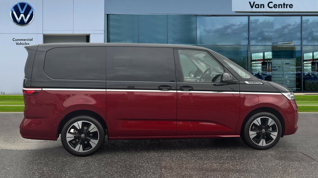 Volkswagen Multivan Multivan 1.5 Tsi Ehybrid Style Lwb 4Motion Dsg Black #4