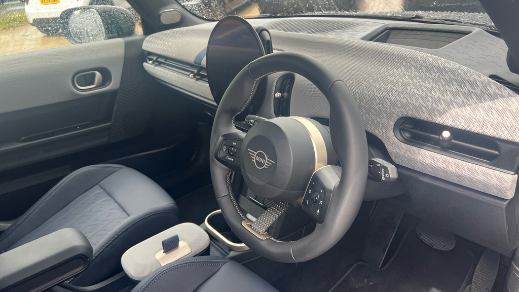 Mini Hatch Cooper 1.5 C Exclusive Level 2 Black #6