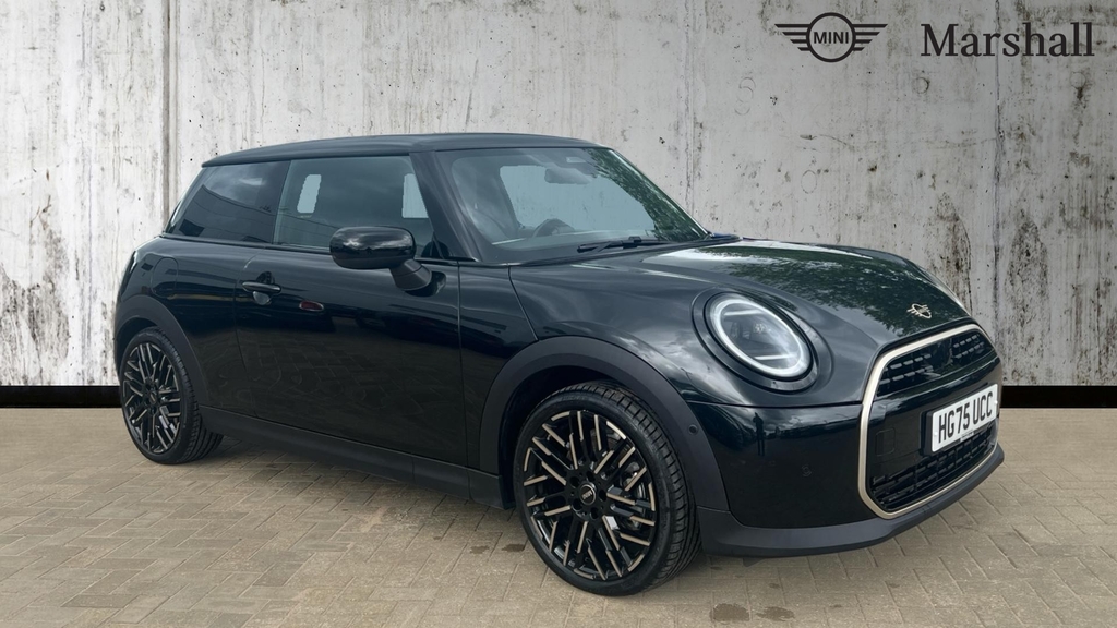 Mini Hatch Cooper 1.5 C Exclusive Level 2 Black