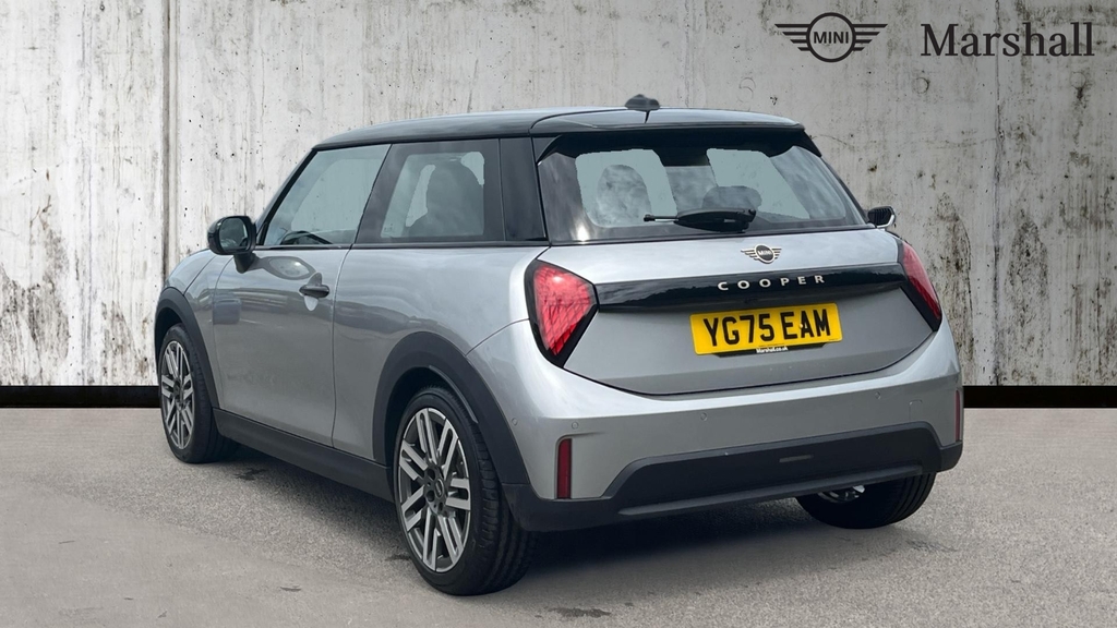 Mini Hatch Cooper 1.5 C Classic Silver #2