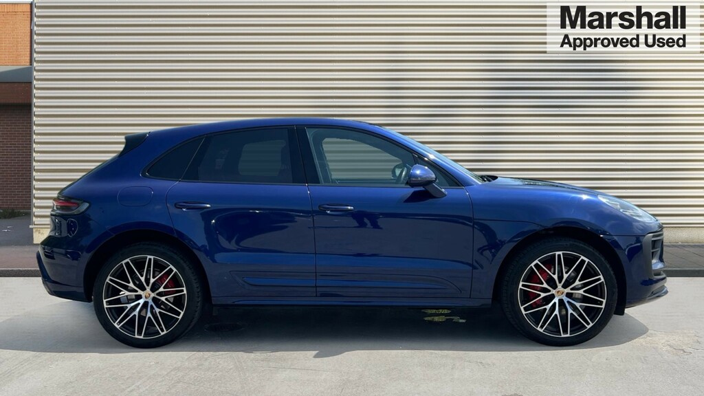 Porsche Macan Macan Estate S Pdk GF23WLZ Blue #2