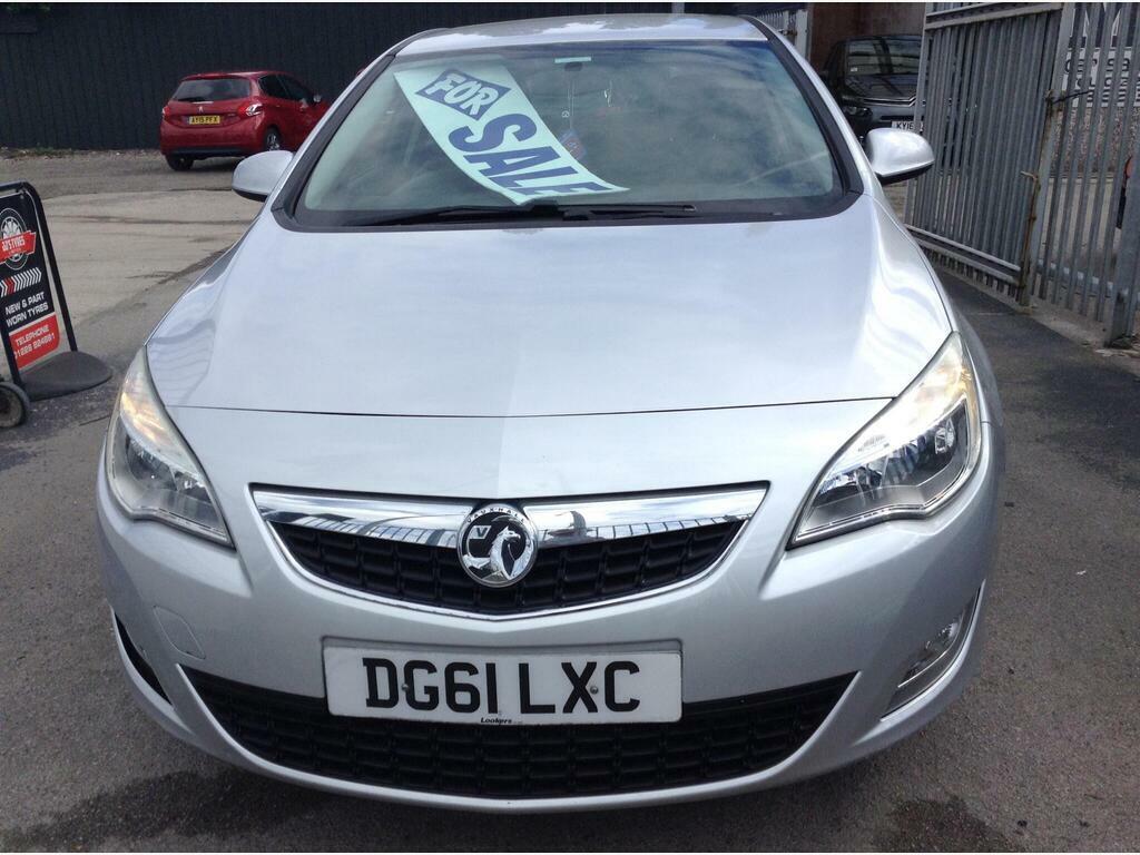 Vauxhall Astra 1.6 16V Excite Euro 5 Silver #2