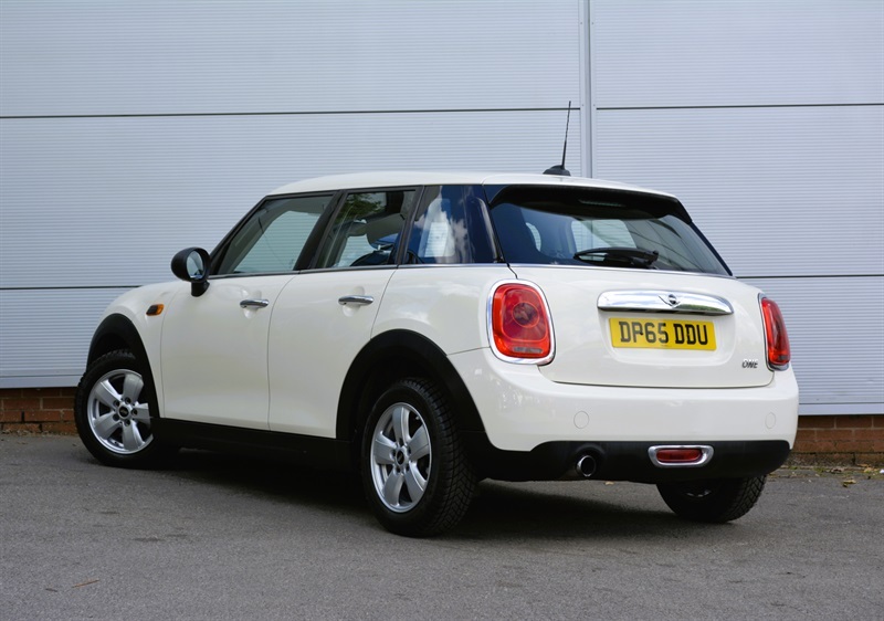 Mini Hatch 1.2 One Hatchback Euro 6 Ss White #4